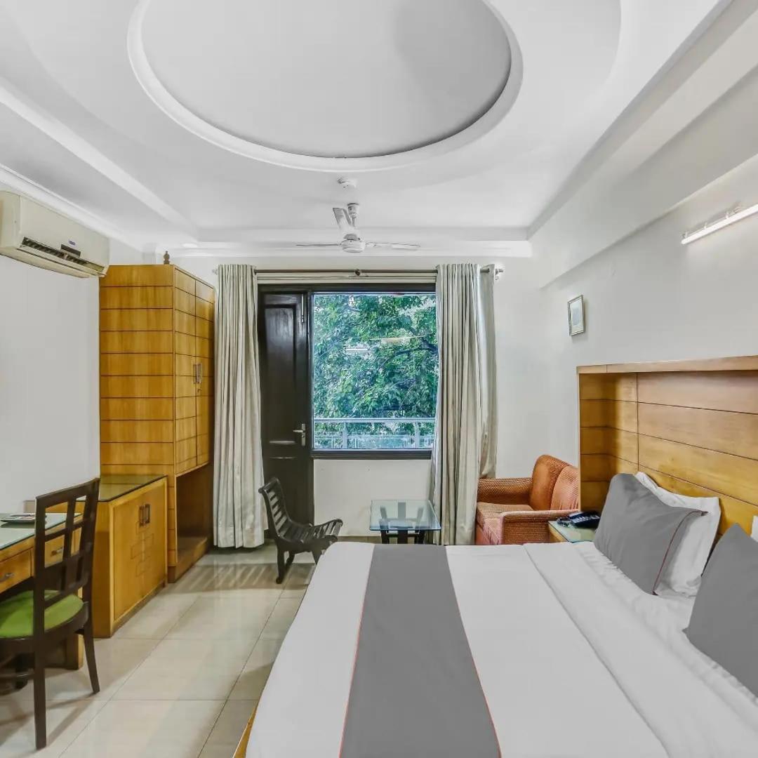 Signature Plaza Hotel นิวเดลี ภายนอก รูปภาพ