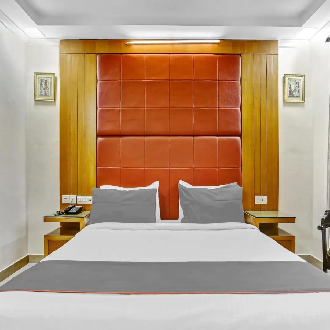 Signature Plaza Hotel นิวเดลี ภายนอก รูปภาพ